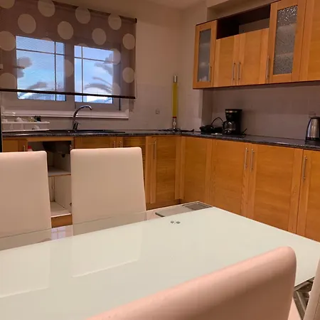 Apartamento Alrose *