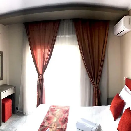 Alrose Apartamento *