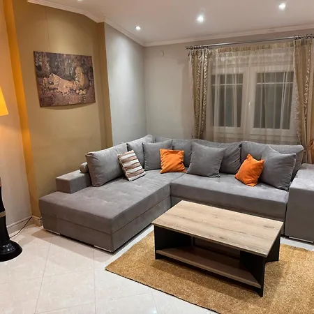 Alrose Apartment *