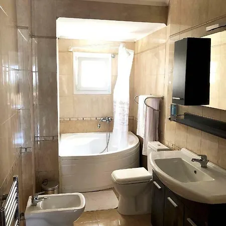 Alrose Apartment *