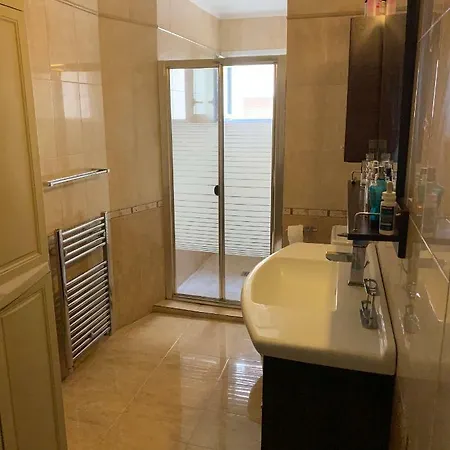 Alrose Apartment *